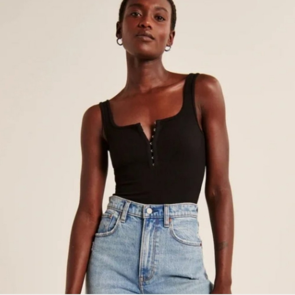 Abercrombie & Fitch Soft AF Thong Ribbed Bodysuit